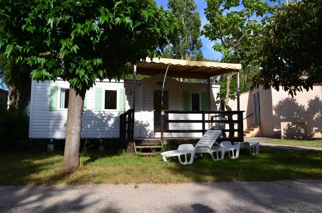 Hotel Camping La Vidaresse Sainte-Anastasie-sur-Issole Exterior foto