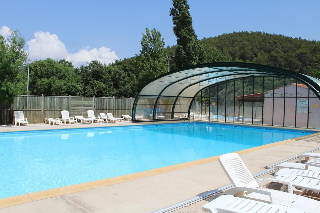 Hotel Camping La Vidaresse Sainte-Anastasie-sur-Issole Exterior foto